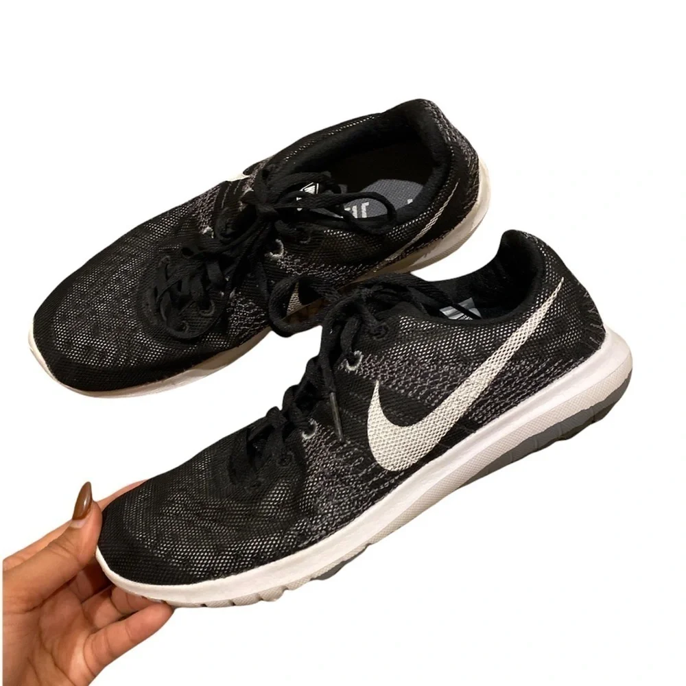 Nike Women’s Flex Fury Running Shoes Size 7